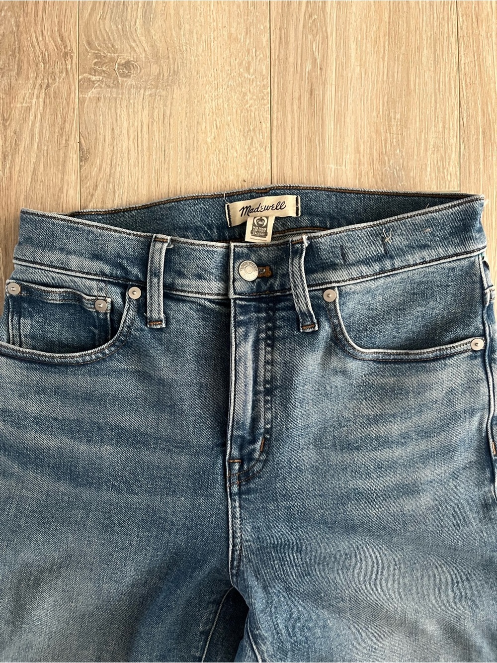 Madewell Women’s Tall Kick Out Crop Jeans Oneida Wash Super Stretch - Size 27T - Picture 3 of 10